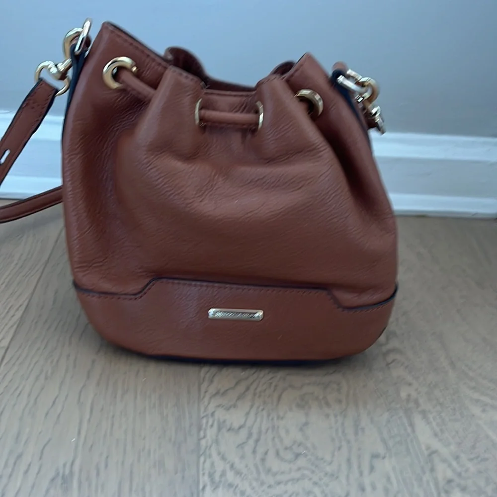 Rebecca Minkoff Bucket  crossbody purse - Picture 2 of 5